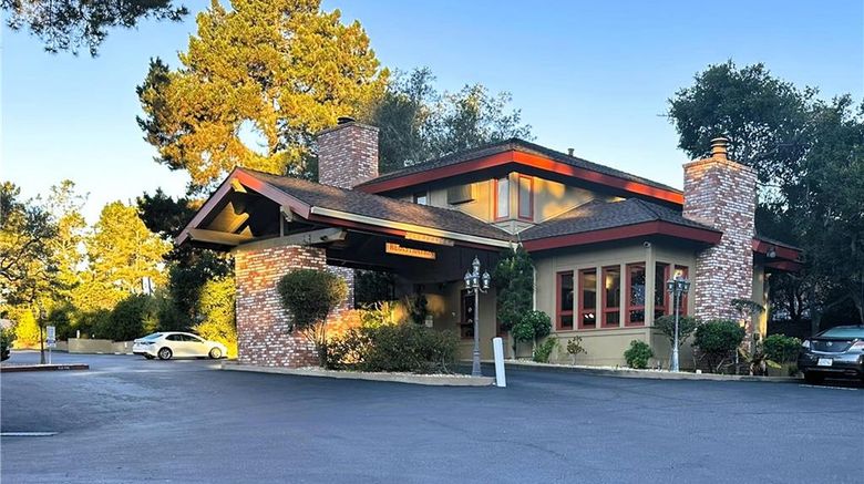 <b>Comfort Inn Monterey Peninsula Airport Exterior</b>. Images powered by <a href="https://iceportal.shijigroup.com/" title="IcePortal" target="_blank">IcePortal</a>.