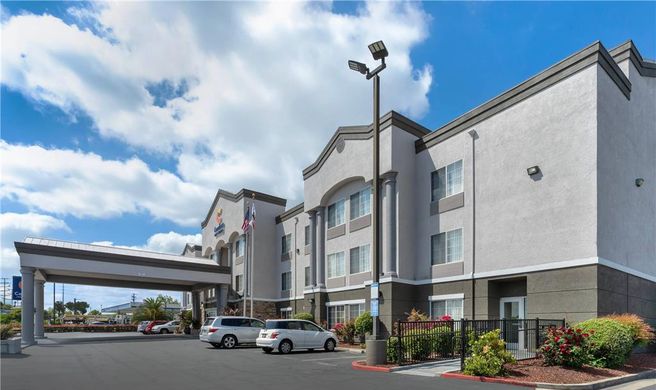 Comfort Inn & Suites Sacramento Exterior