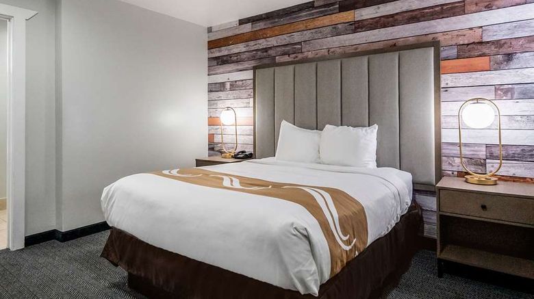 <b>Quality Inn South Lake Tahoe Room</b>. Images powered by <a href="https://iceportal.shijigroup.com/" title="IcePortal" target="_blank">IcePortal</a>.