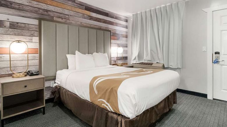 <b>Quality Inn South Lake Tahoe Room</b>. Images powered by <a href="https://iceportal.shijigroup.com/" title="IcePortal" target="_blank">IcePortal</a>.