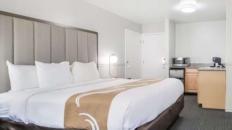 <b>Quality Inn South Lake Tahoe Suite</b>. Images powered by <a href="https://iceportal.shijigroup.com/" title="IcePortal" target="_blank">IcePortal</a>.