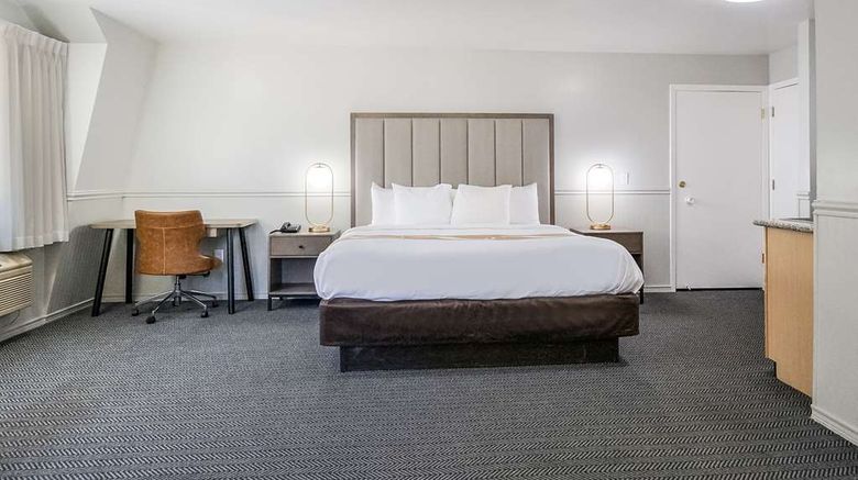 <b>Quality Inn South Lake Tahoe Suite</b>. Images powered by <a href="https://iceportal.shijigroup.com/" title="IcePortal" target="_blank">IcePortal</a>.