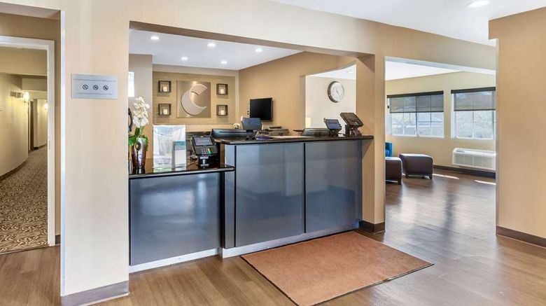 <b>Comfort Inn Monterey Park-Los Angeles Lobby</b>. Images powered by <a href="https://iceportal.shijigroup.com/" title="IcePortal" target="_blank">IcePortal</a>.
