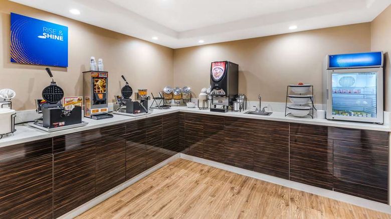 <b>Comfort Inn Monterey Park-Los Angeles Restaurant</b>. Images powered by <a href="https://iceportal.shijigroup.com/" title="IcePortal" target="_blank">IcePortal</a>.