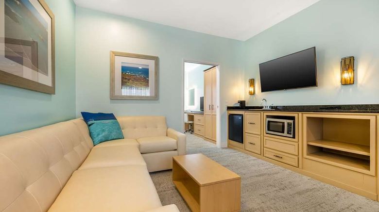 <b>Quality Suites Downtown San Luis Obispo Suite</b>. Images powered by <a href="https://iceportal.shijigroup.com/" title="IcePortal" target="_blank">IcePortal</a>.