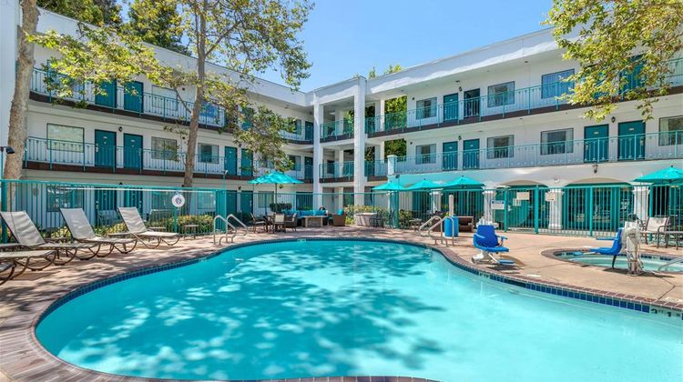 Quality Suites Downtown San Luis Obispo Pool