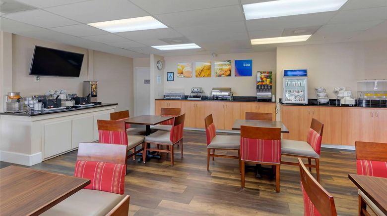 <b>Comfort Suites Victorville - Hesperia Restaurant</b>. Images powered by <a href="https://iceportal.shijigroup.com/" title="IcePortal" target="_blank">IcePortal</a>.