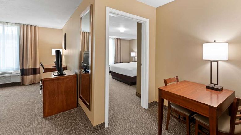 <b>Comfort Inn & Suites El Centro Suite</b>. Images powered by <a href="https://iceportal.shijigroup.com/" title="IcePortal" target="_blank">IcePortal</a>.