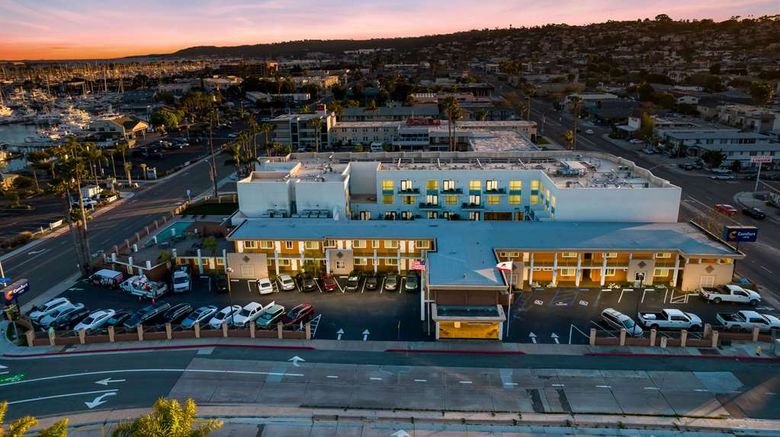 <b>Comfort Inn San Diego Airport at Harbor Exterior</b>. Images powered by <a href="https://iceportal.shijigroup.com/" title="IcePortal" target="_blank">IcePortal</a>.