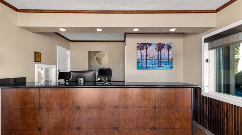<b>Comfort Inn San Diego Airport at Harbor Lobby</b>. Images powered by <a href="https://iceportal.shijigroup.com/" title="IcePortal" target="_blank">IcePortal</a>.