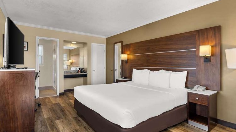 Comfort Inn San Diego Airport at Harbor Room