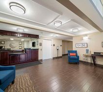 Comfort Suites Red Bluff Lobby