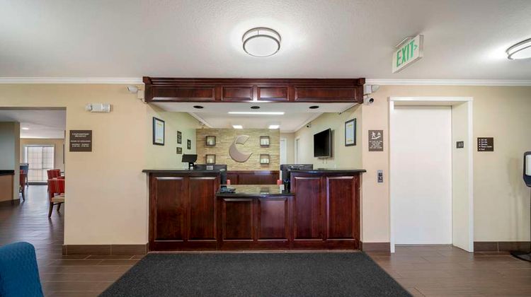 Comfort Suites Red Bluff Lobby