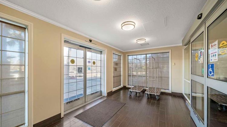 Comfort Suites Red Bluff Lobby