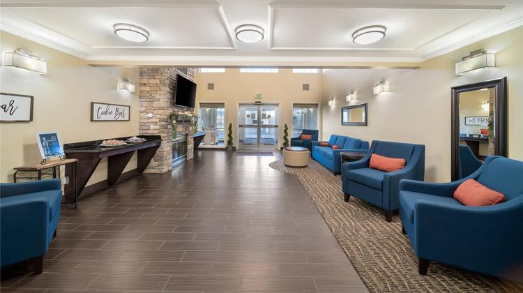 Comfort Suites Red Bluff Lobby