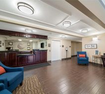 Comfort Suites Red Bluff Lobby