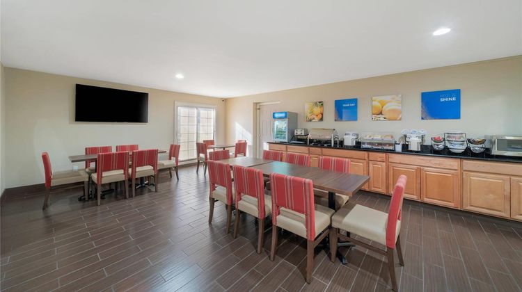 Comfort Suites Red Bluff Restaurant