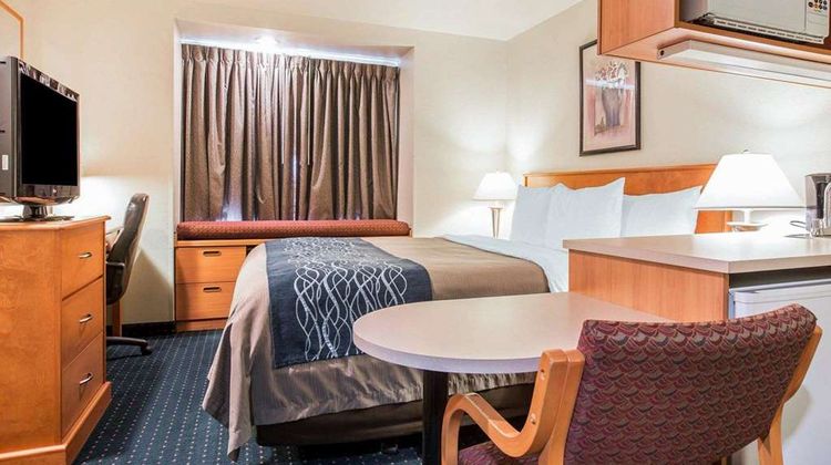 Comfort Inn & Suites Suite