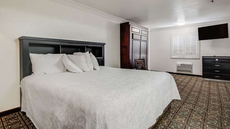 Rodeway Inn Temecula Suite