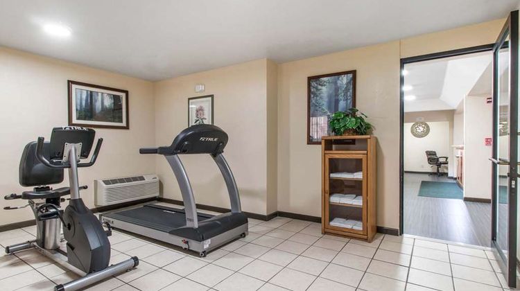 Quality Inn & Suites Redwood Coast Health