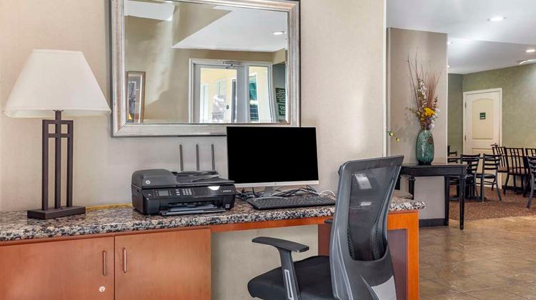 Quality Inn & Suites Other
