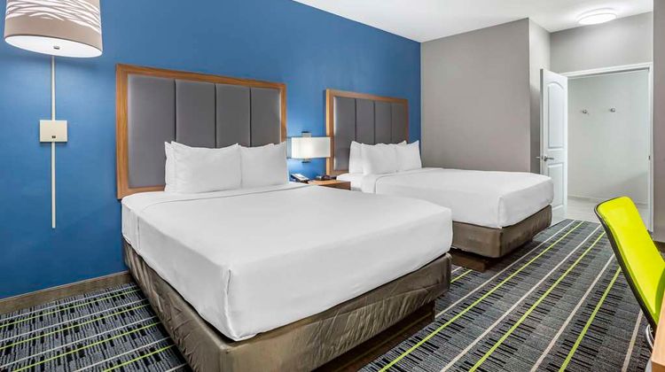 Quality Inn & Suites Room