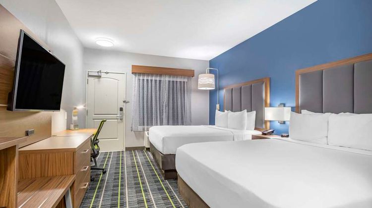 Quality Inn & Suites Room