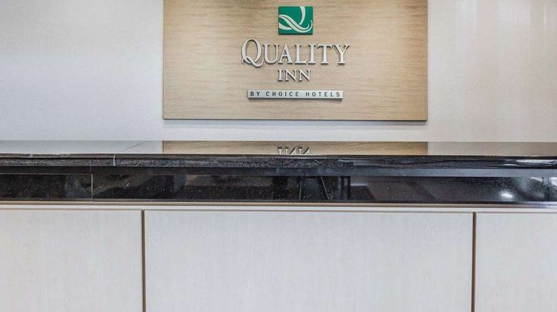 <b>Quality Inn Rosemead Lobby</b>. Images powered by <a href="https://iceportal.shijigroup.com/" title="IcePortal" target="_blank">IcePortal</a>.
