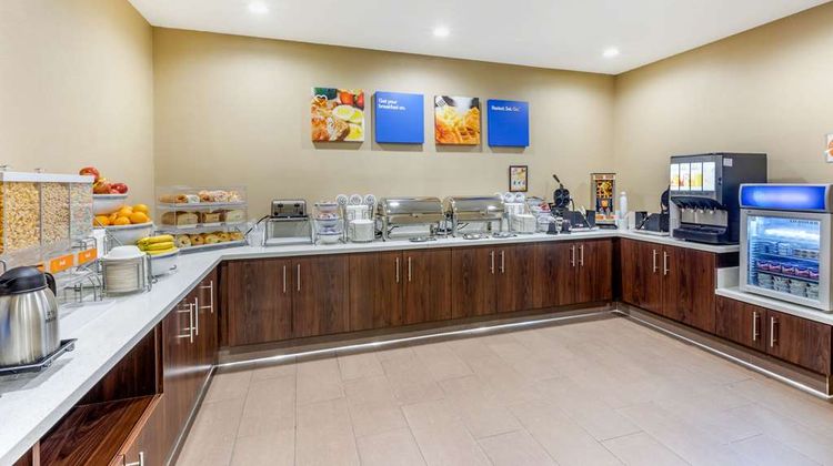 Comfort Inn & Suites Orange County Restaurant