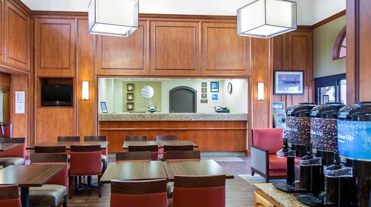 Comfort Inn & Suites SFO Airport Lobby