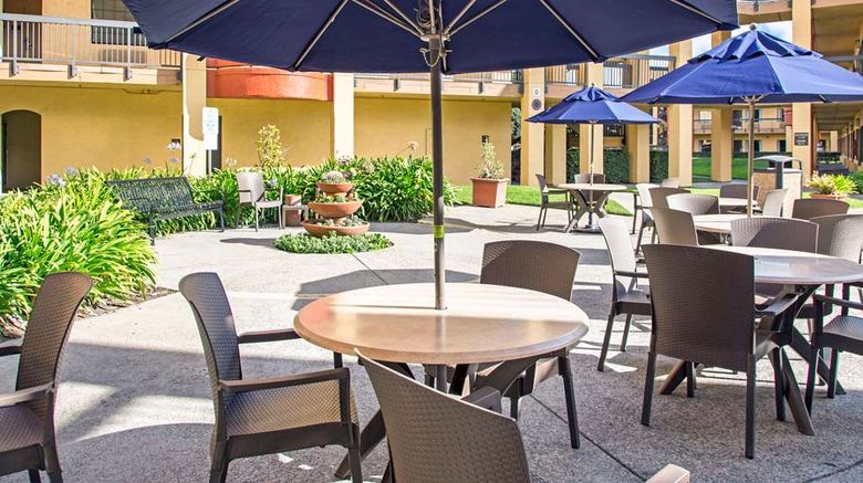 <b>Comfort Inn & Suites SFO Airport Pool</b>. Images powered by <a href="https://iceportal.shijigroup.com/" title="IcePortal" target="_blank">IcePortal</a>.