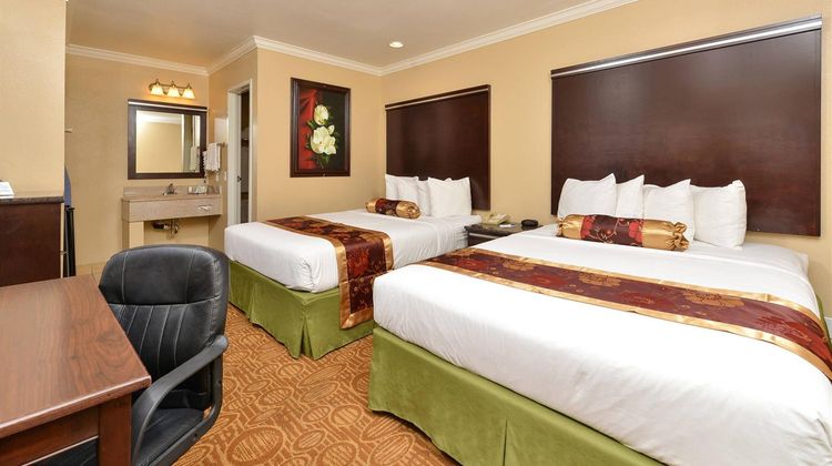 Rodeway Inn near Qualcomm Stadium Room