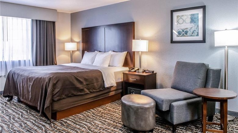 <b>Clarion Hotel By Humboldt Bay Room</b>. Images powered by <a href="https://iceportal.shijigroup.com/" title="IcePortal" target="_blank">IcePortal</a>.