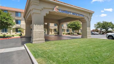 Comfort Inn & Suites
