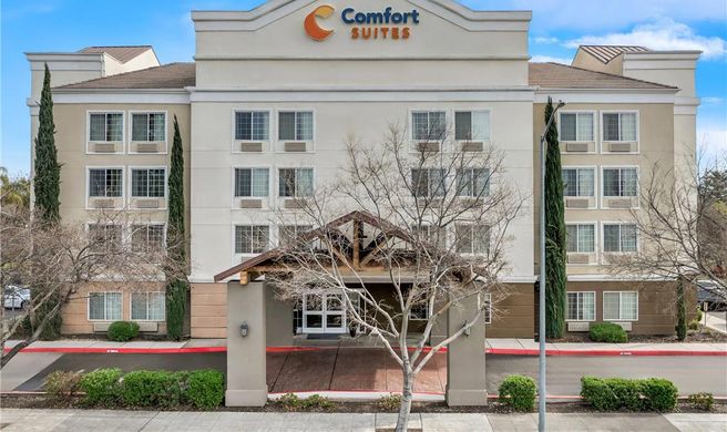 Comfort Suites Clovis Fresno Exterior