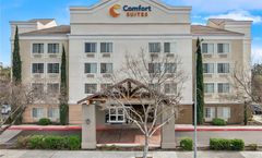 Comfort Suites Clovis Fresno