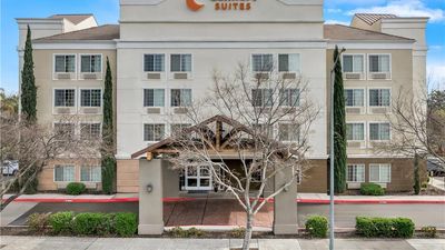 Comfort Suites Clovis Fresno