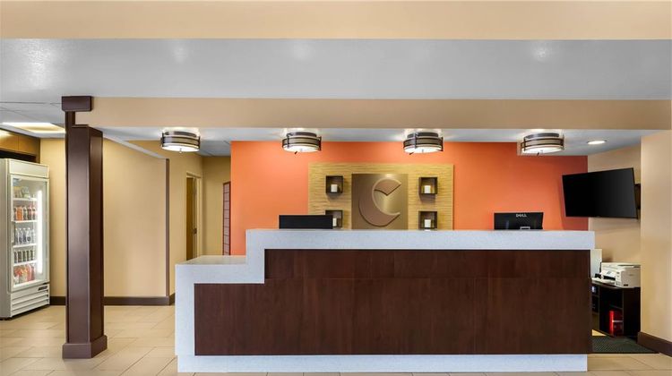 Comfort Suites Clovis Fresno Lobby