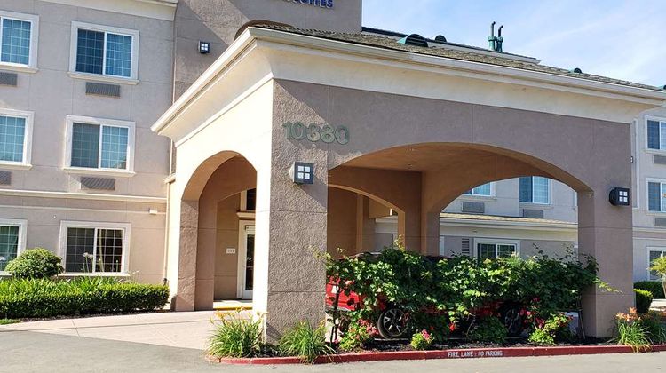 Comfort Inn & Suites Exterior