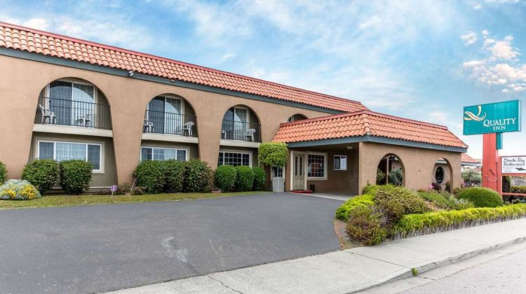 Quality Inn Exterior