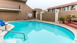 <b>Quality Inn Pool</b>. Images powered by <a href="https://iceportal.shijigroup.com/" title="IcePortal" target="_blank">IcePortal</a>.