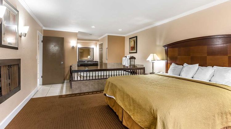 Quality Inn Suite