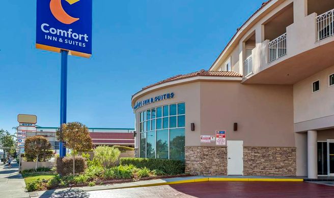 Comfort Inn & Suites Nr Universal Studio Exterior