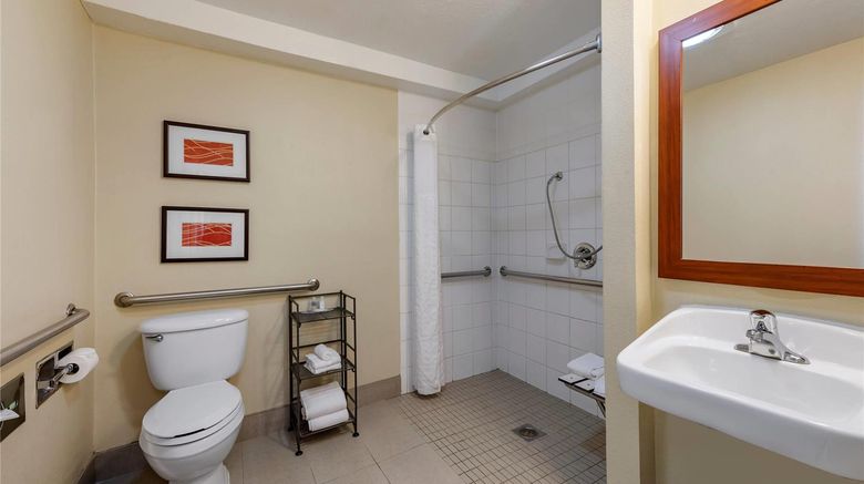 <b>Comfort Inn near Ventura Beach Room</b>. Images powered by <a href="https://iceportal.shijigroup.com/" title="IcePortal" target="_blank">IcePortal</a>.