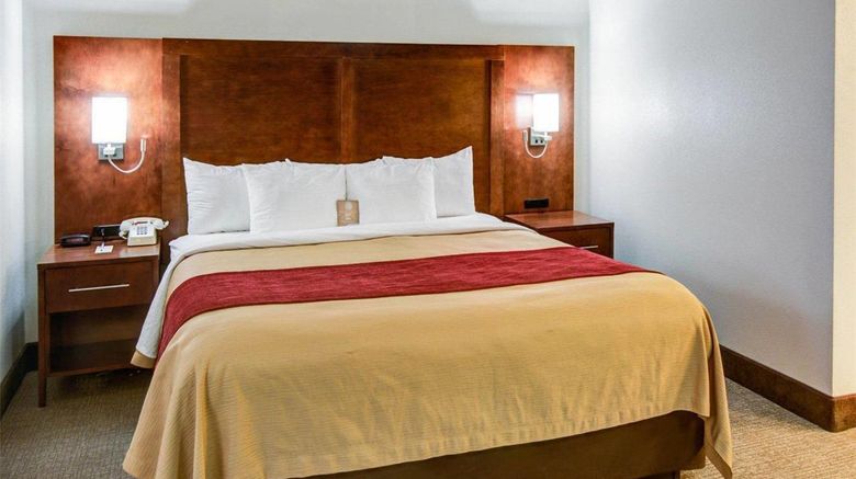 <b>Comfort Inn Redding Near I-5 Room</b>. Images powered by <a href="https://iceportal.shijigroup.com/" title="IcePortal" target="_blank">IcePortal</a>.