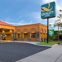 Quality Inn Redding Near I-5