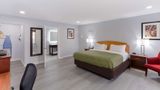 <b>Quality Inn Suite</b>. Images powered by <a href="https://iceportal.shijigroup.com/" title="IcePortal" target="_blank">IcePortal</a>.