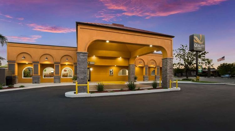 Quality Inn Exterior