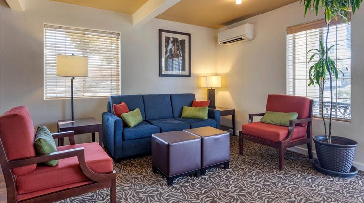 Comfort Inn Lobby