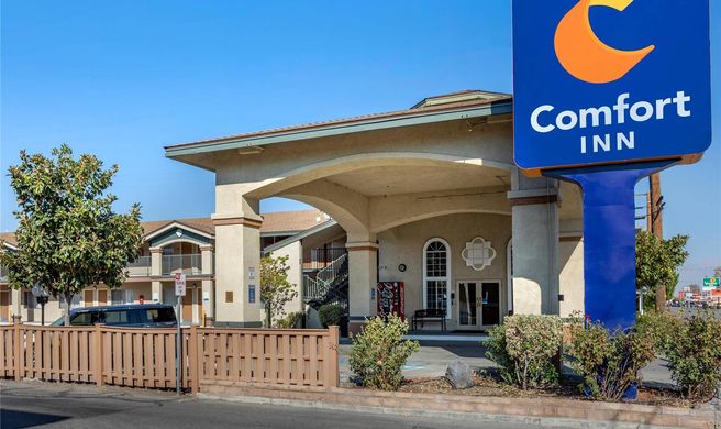 Comfort Inn Exterior